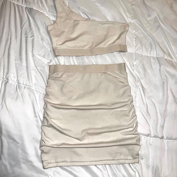 OH POLLY Ruched set Tan - Picture 3 of 4